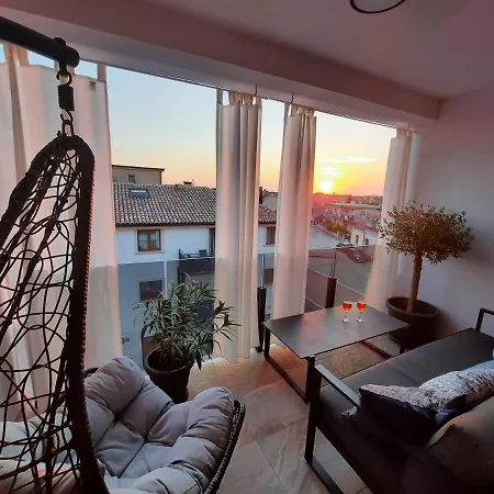 Enjoy - New With Terrace And Free Parking Garage Apartment Pula