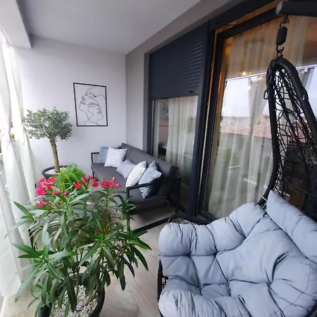 아파트 Enjoy - New With Terrace And Free Parking Garage